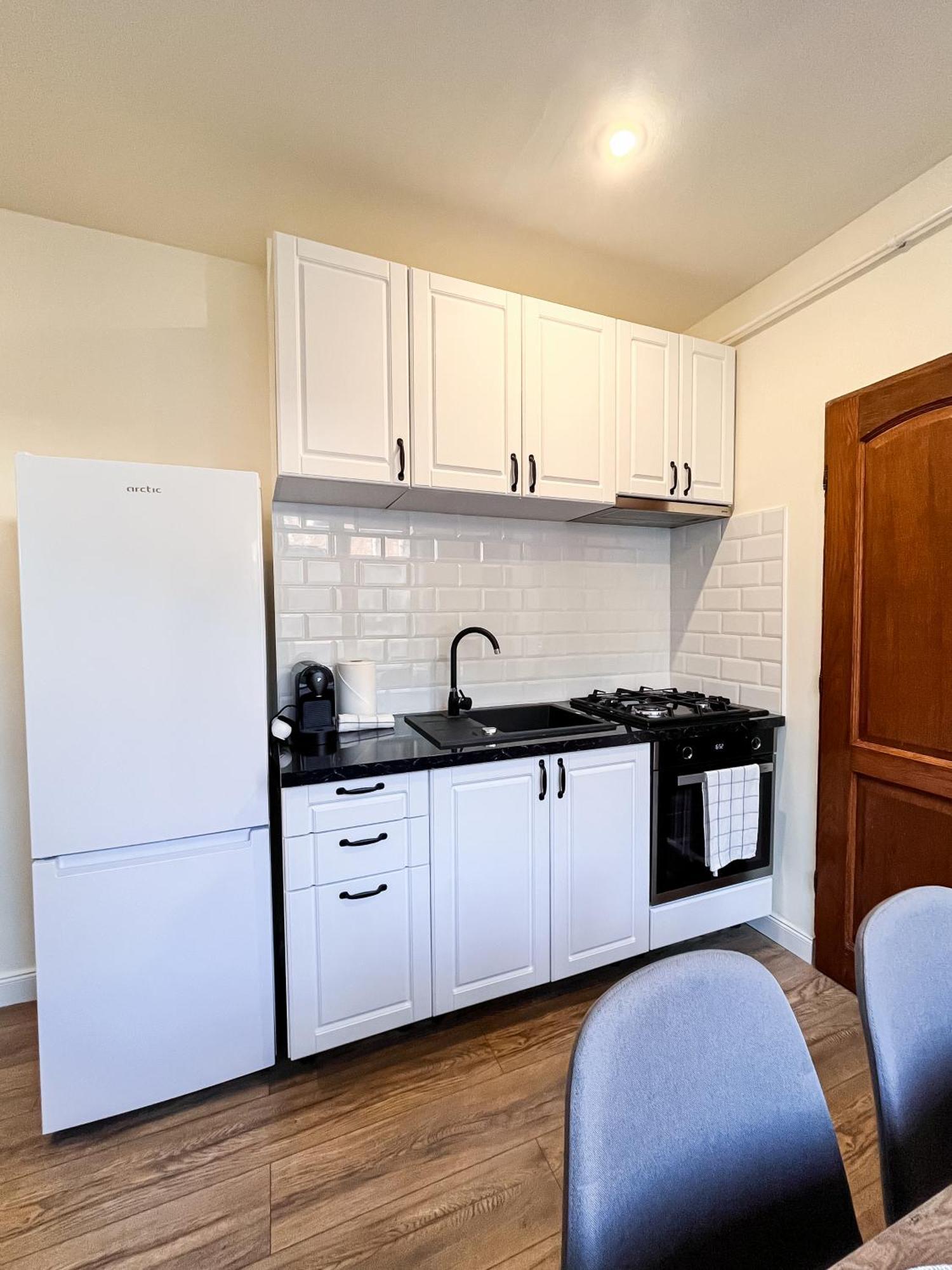 La Teatru - 2bd Near Theatre And Old Town Apartament