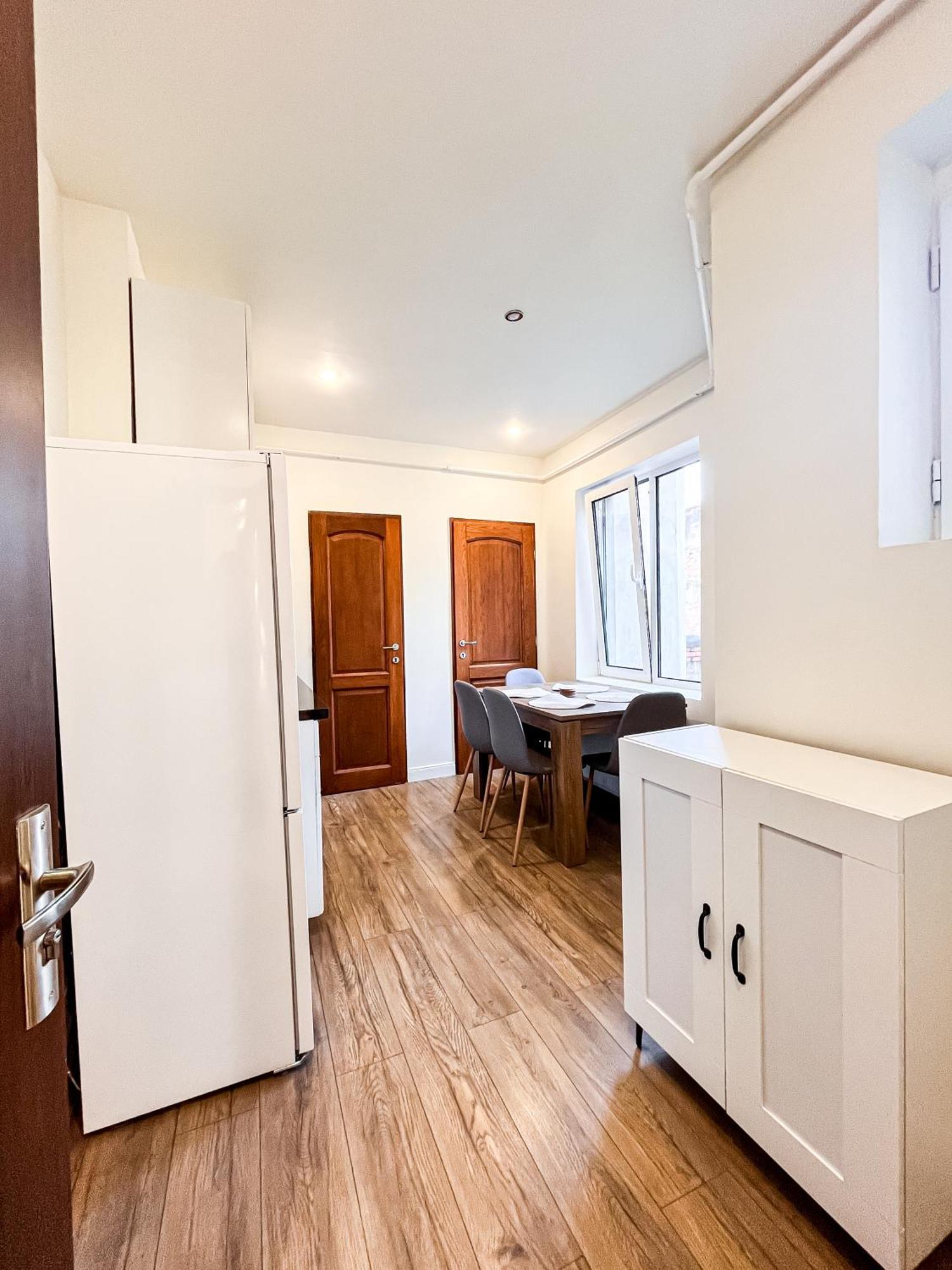 La Teatru - 2bd Near Theatre And Old Town Apartament
