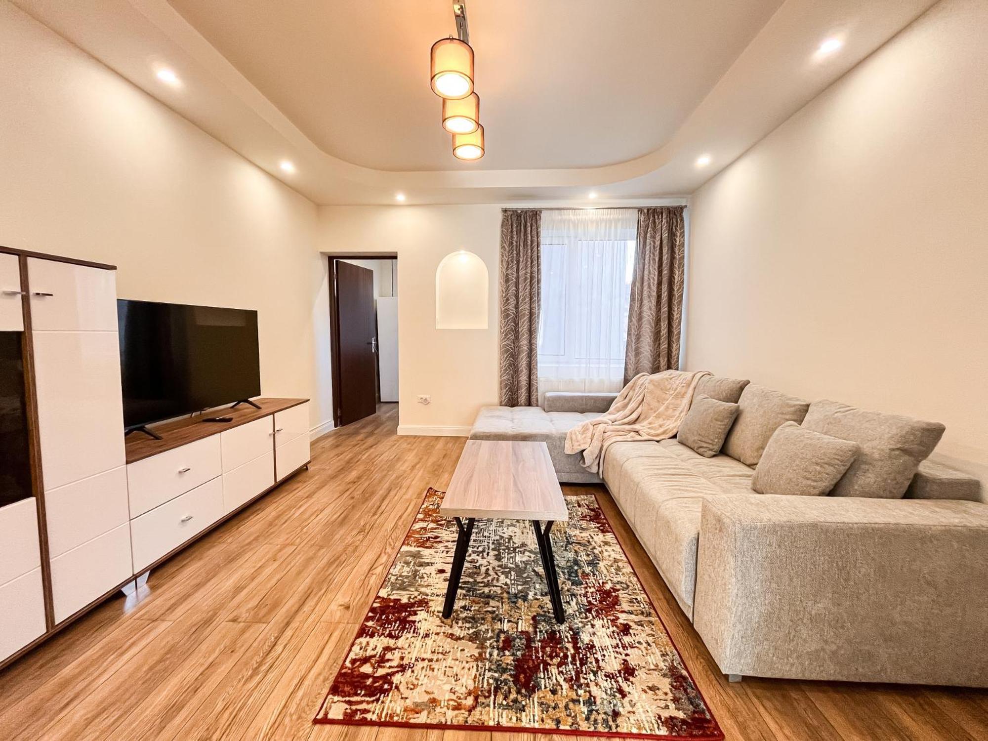 La Teatru - 2bd Near Theatre And Old Town Apartament
